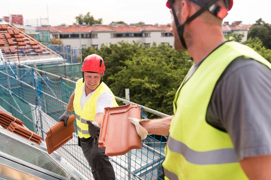 wienerberger-professionals-02-roofer-3