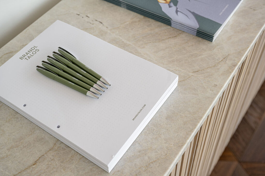 brandltalos-office-00009